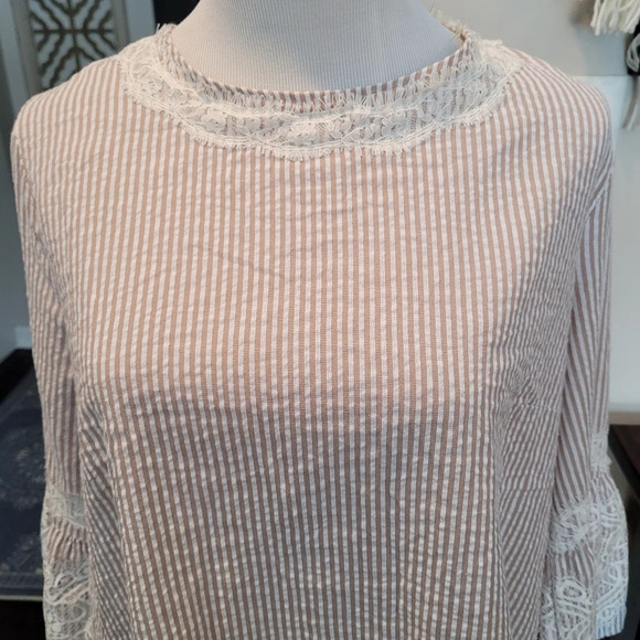 Zac and Rachel Striped Lace Boho Modest Tan White Feminine Blouse Large - Picture 2 of 9